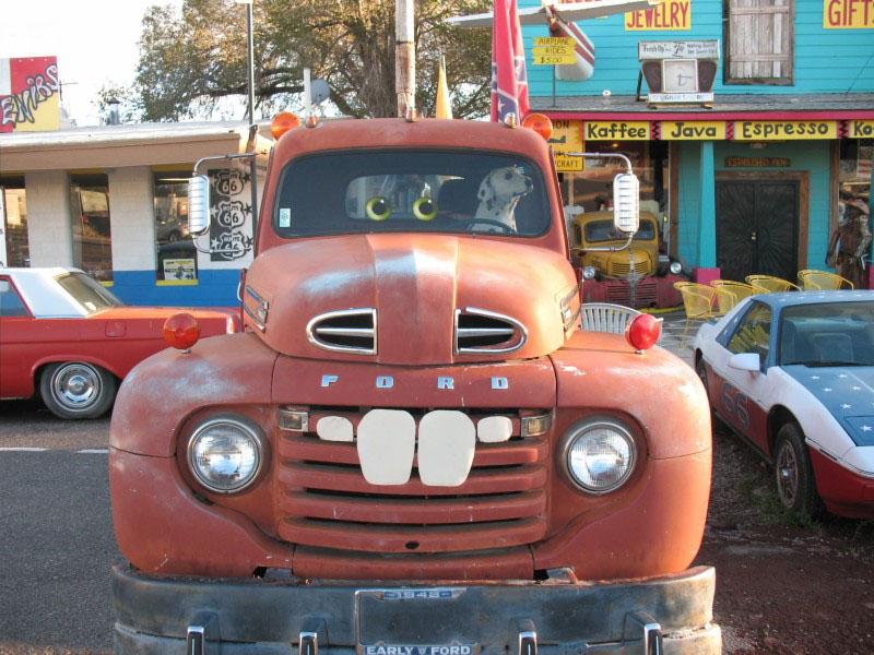 Replica of Cars character, Tow Mater